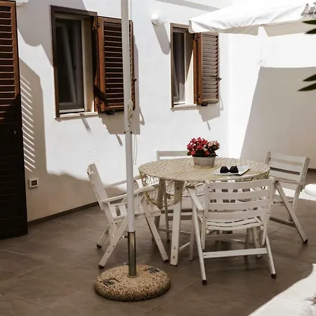Casa Del Mare Apartment *